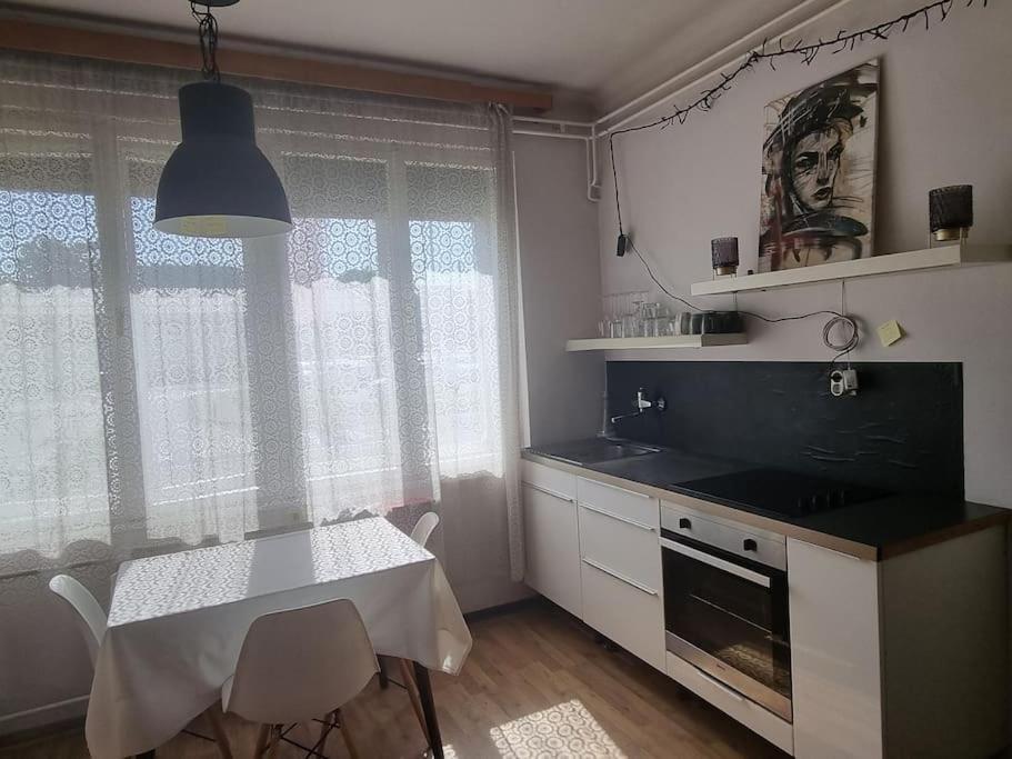 Cosy 2 Room Apartment With Nice Vibe, For Up To 4 Λιουμπλιάνα Εξωτερικό φωτογραφία